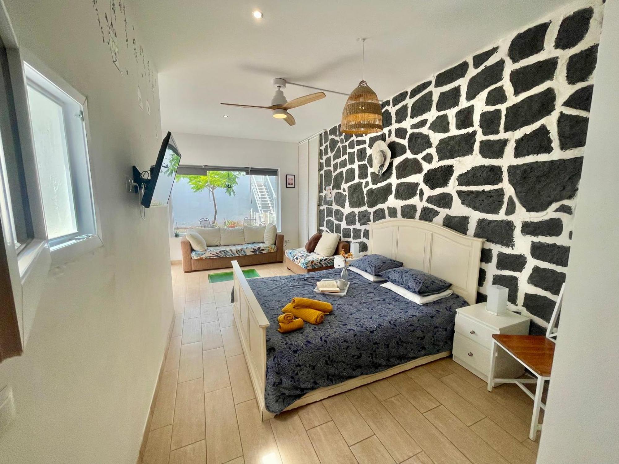 Loft La Cueva De Los Pajaros Плая Бланка Екстериор снимка